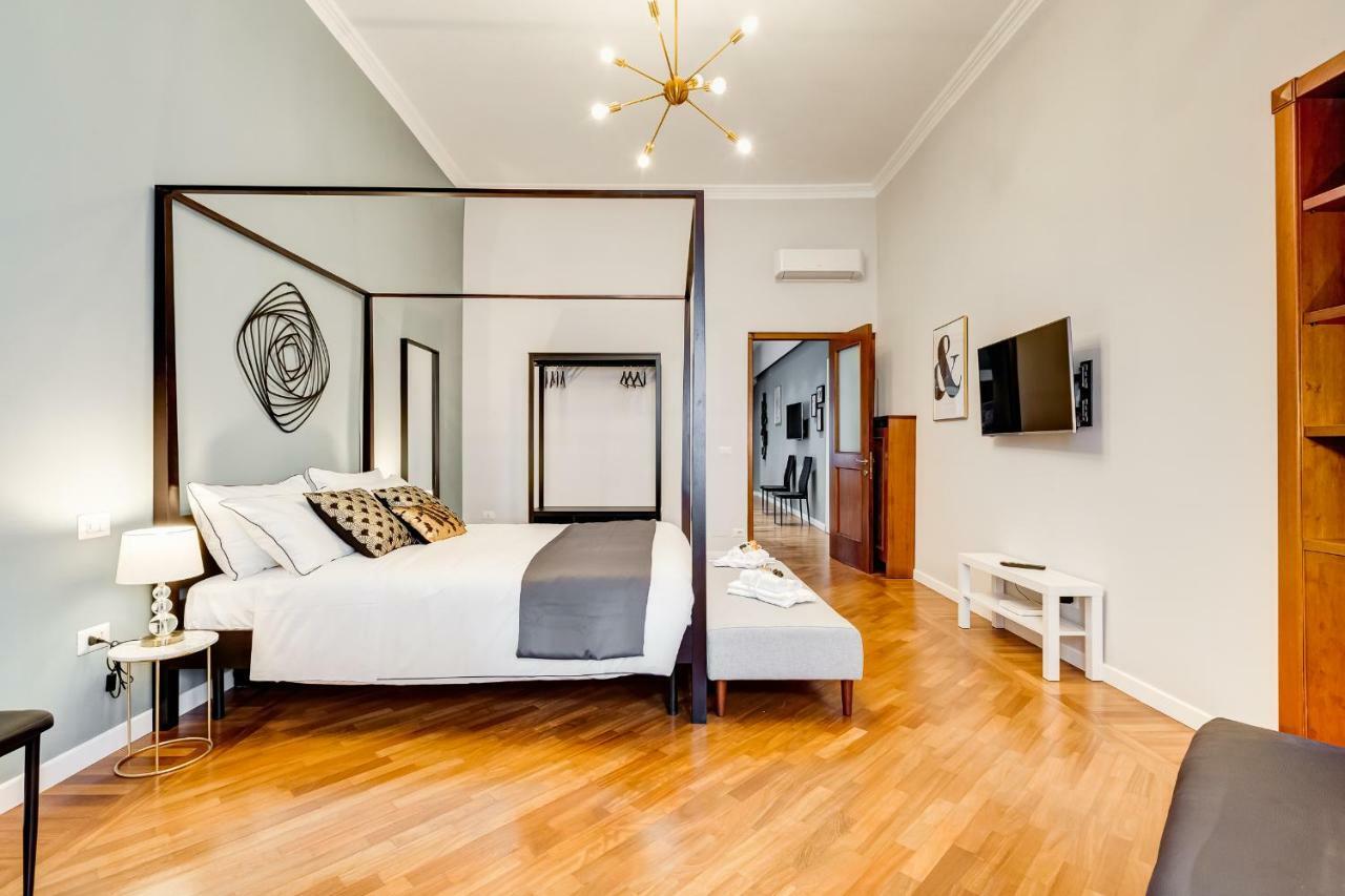 Spanish Steps Exclusive Apartment โรม ภายนอก รูปภาพ