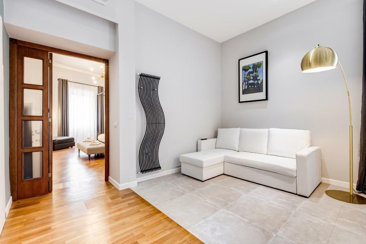 Spanish Steps Exclusive Apartment โรม ภายนอก รูปภาพ