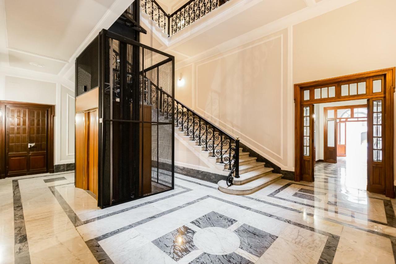 Spanish Steps Exclusive Apartment โรม ภายนอก รูปภาพ