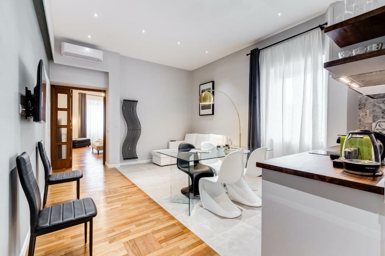 Spanish Steps Exclusive Apartment โรม ภายนอก รูปภาพ