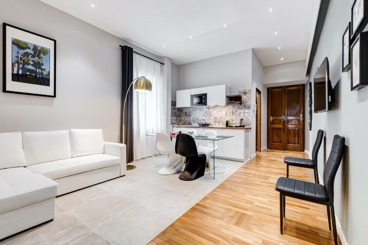 Spanish Steps Exclusive Apartment โรม ภายนอก รูปภาพ
