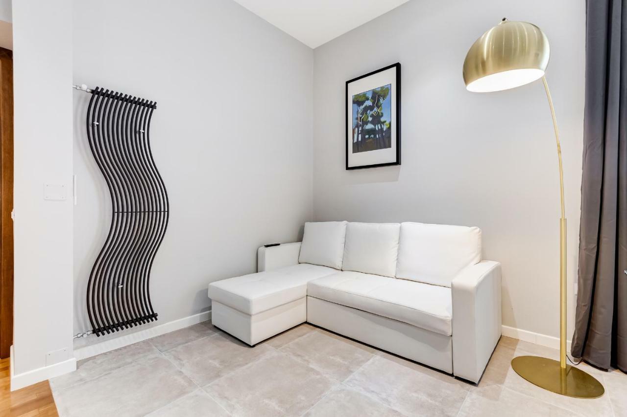 Spanish Steps Exclusive Apartment โรม ภายนอก รูปภาพ