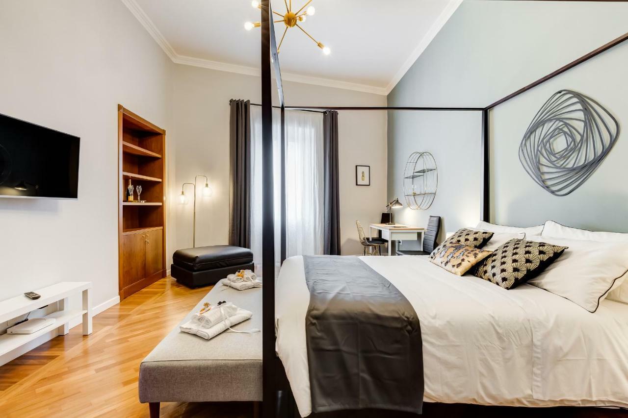 Spanish Steps Exclusive Apartment โรม ภายนอก รูปภาพ
