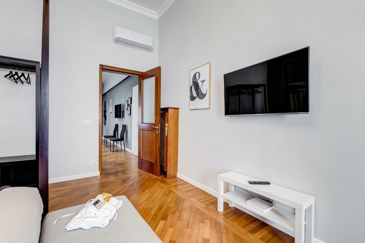 Spanish Steps Exclusive Apartment โรม ภายนอก รูปภาพ